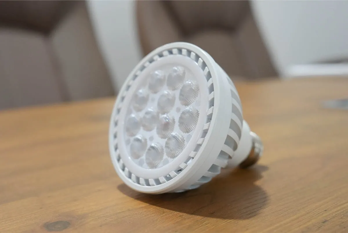 新しい価値を提供する照明イノベーター